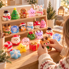 Lade das Bild in den Galerie-Viewer, 24-Tage Squishy-Überraschung Adventskalender 2026 - Nachhaltiger Spielspaß
