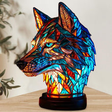Lade das Bild in den Galerie-Viewer, LeuchtWolf - handgefertigte Lampe, die Herzen erstrahlen lässt
